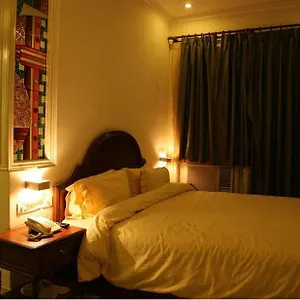 karina-hotel.top-gurgaonhotels.com/