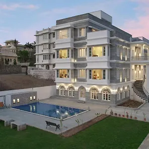 Boheda Manor - Luxury Retreat Hotel